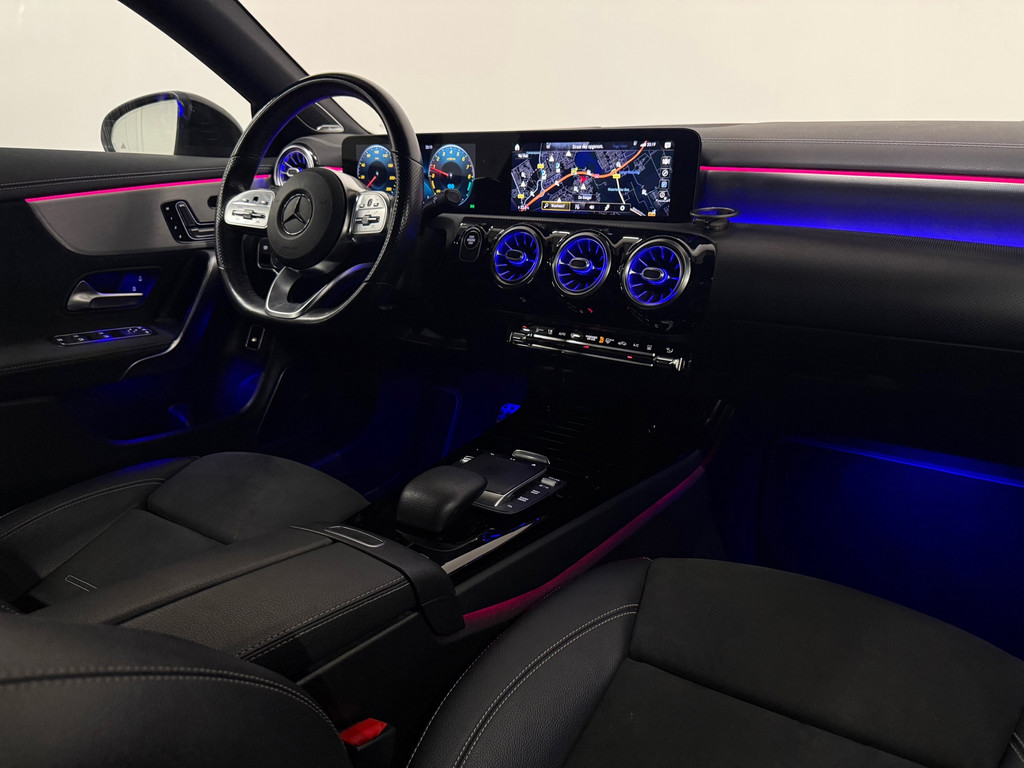 57135387-1.jpg